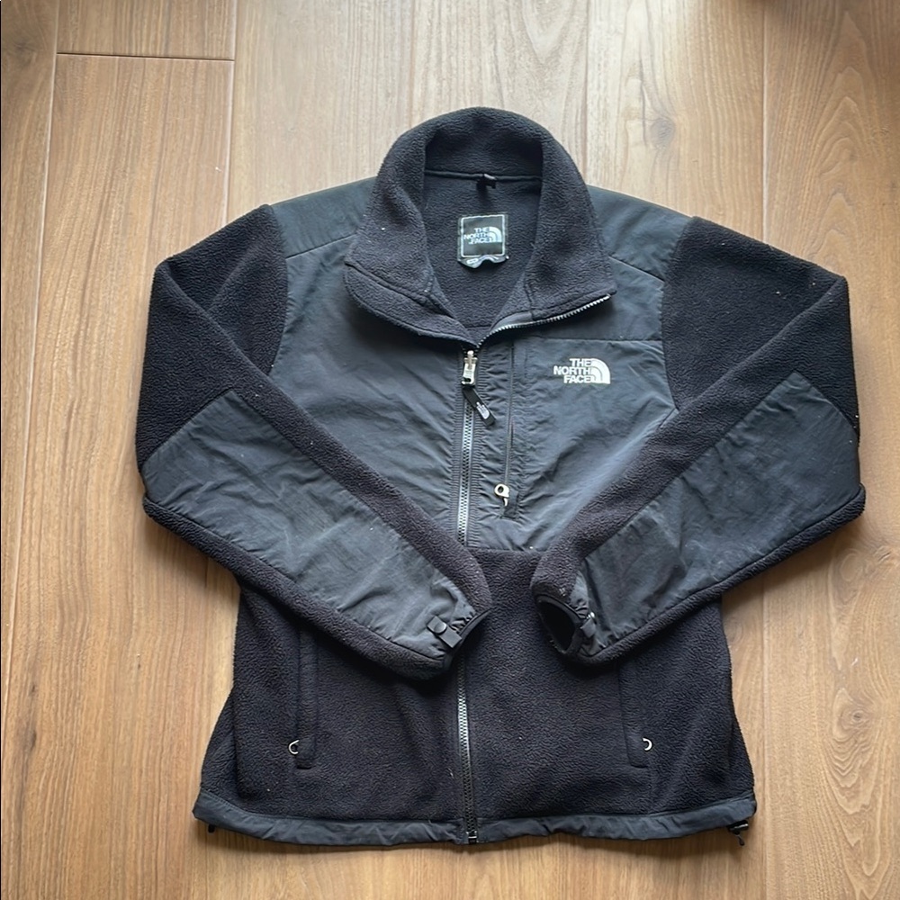 The North Face Black Full-Zip Fleece Jacket